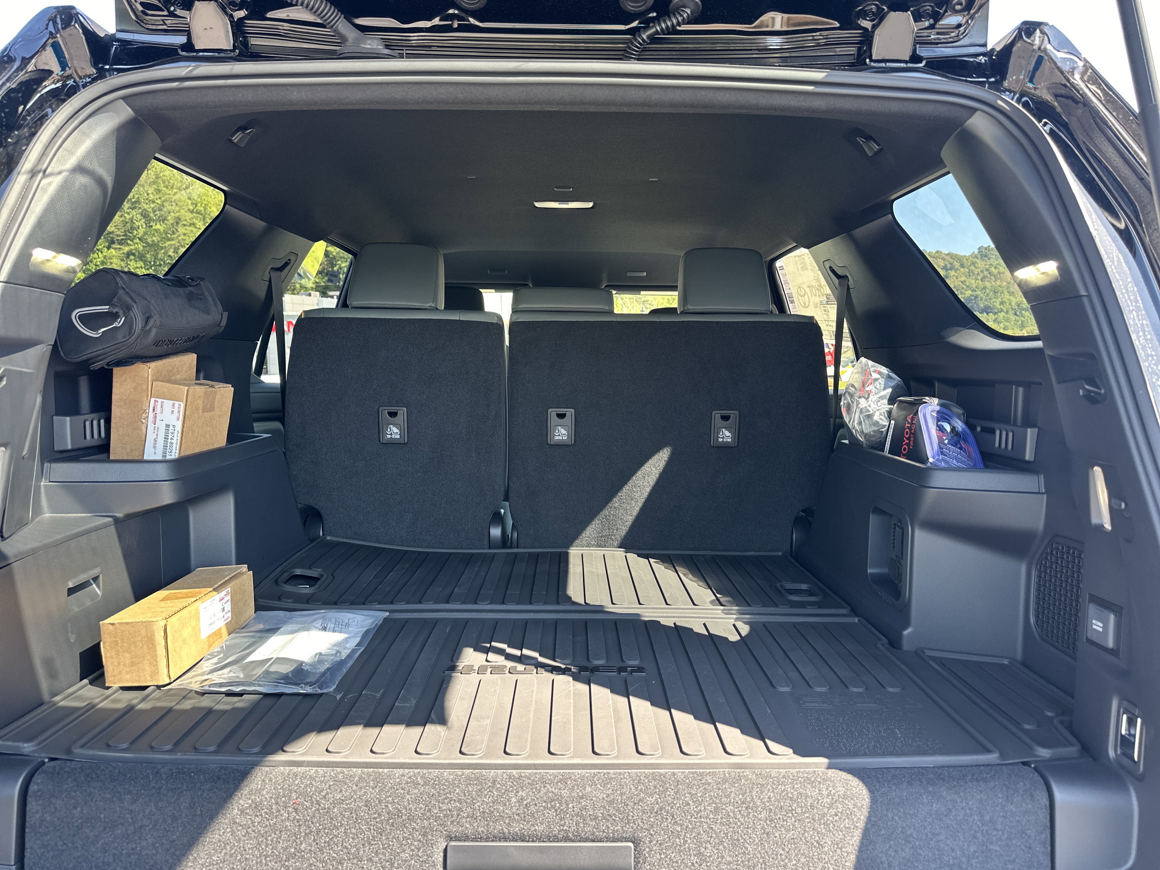 New 2025 Toyota 4Runner Trailhunter image 7