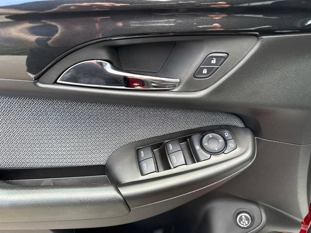 Used 2024 Chevrolet TrailBlazer LT w/ Convenience Package FWD image 8
