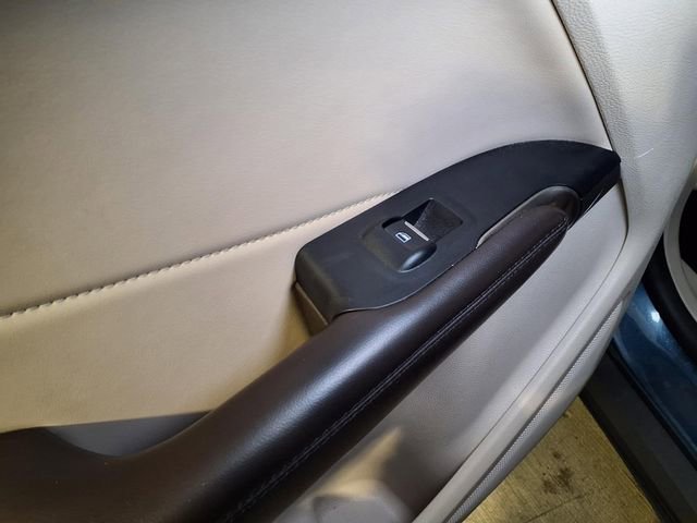 Used 2018 Lincoln MKC Select w/ Select Plus Package image 22