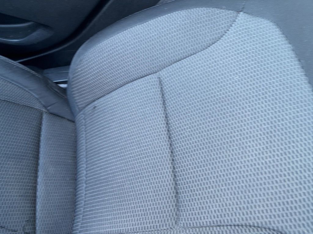 Used 2016 Ford Explorer XLT image 25