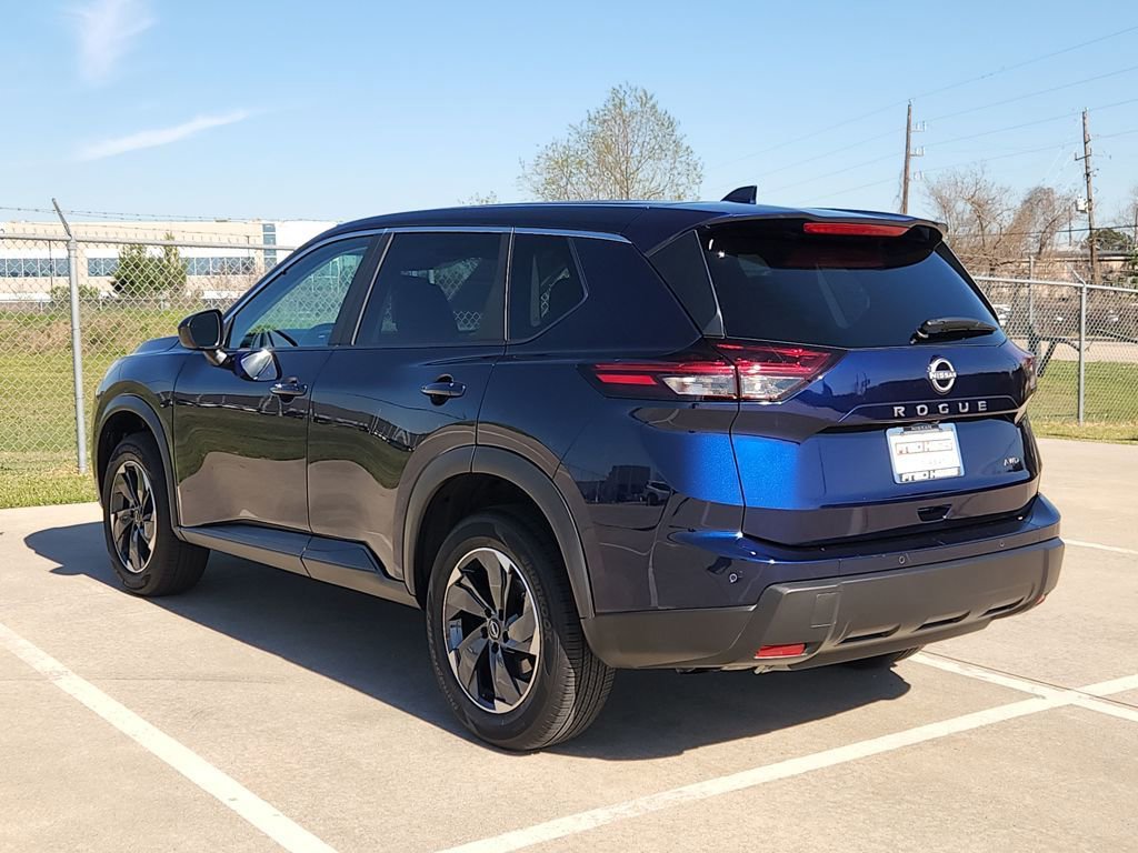 Used 2025 Nissan Rogue SV image 7