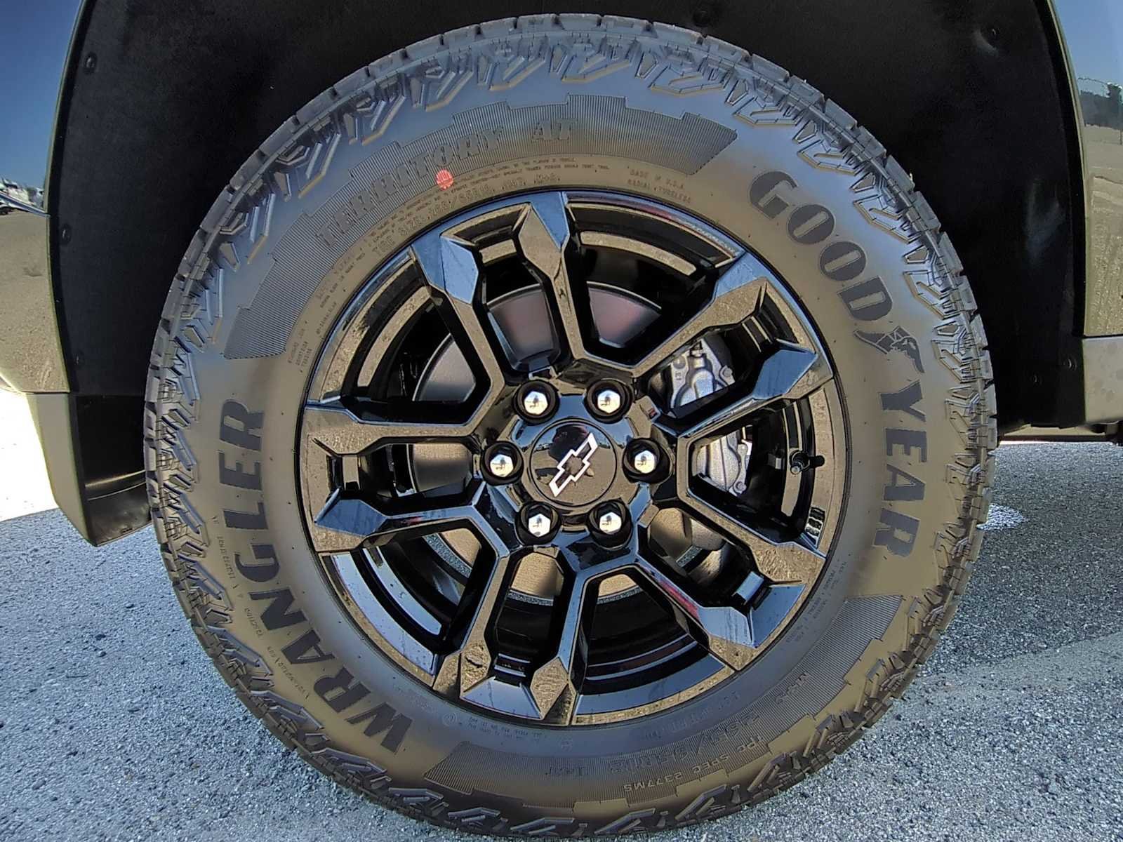 New 2026 Chevrolet Colorado Z71 w/ Midnight Edition AWD/4WD image 29