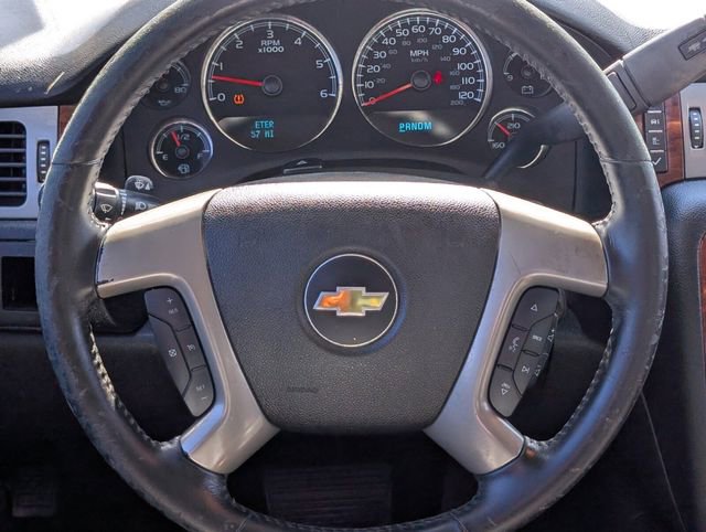 Used 2013 Chevrolet Avalanche LT image 7