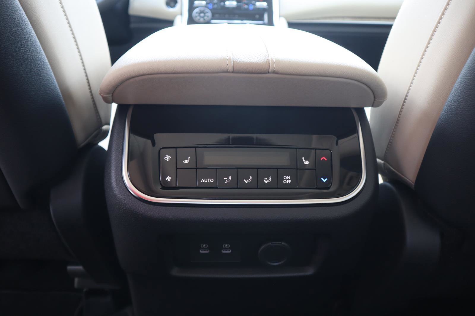 New 2026 Nissan Armada Platinum image 43