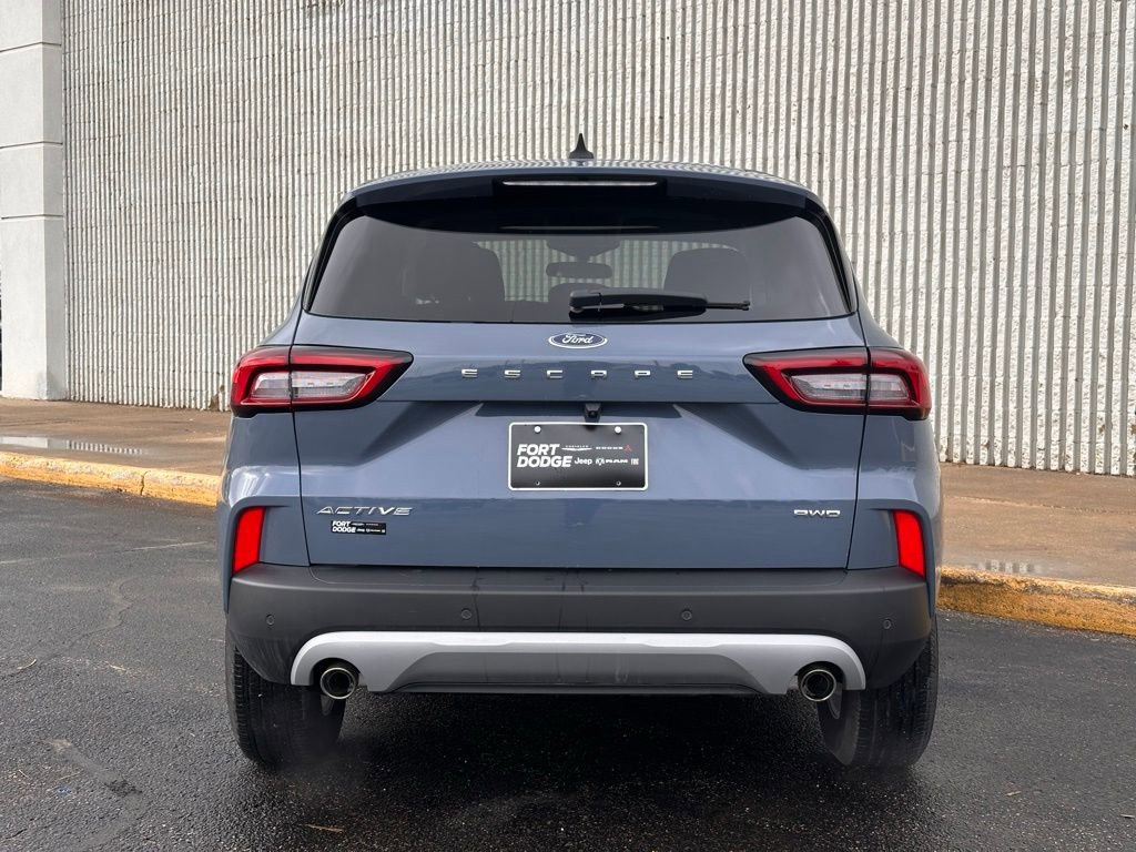 Used 2025 Ford Escape Active w/ Tech Pack #1 AWD/4WD image 4