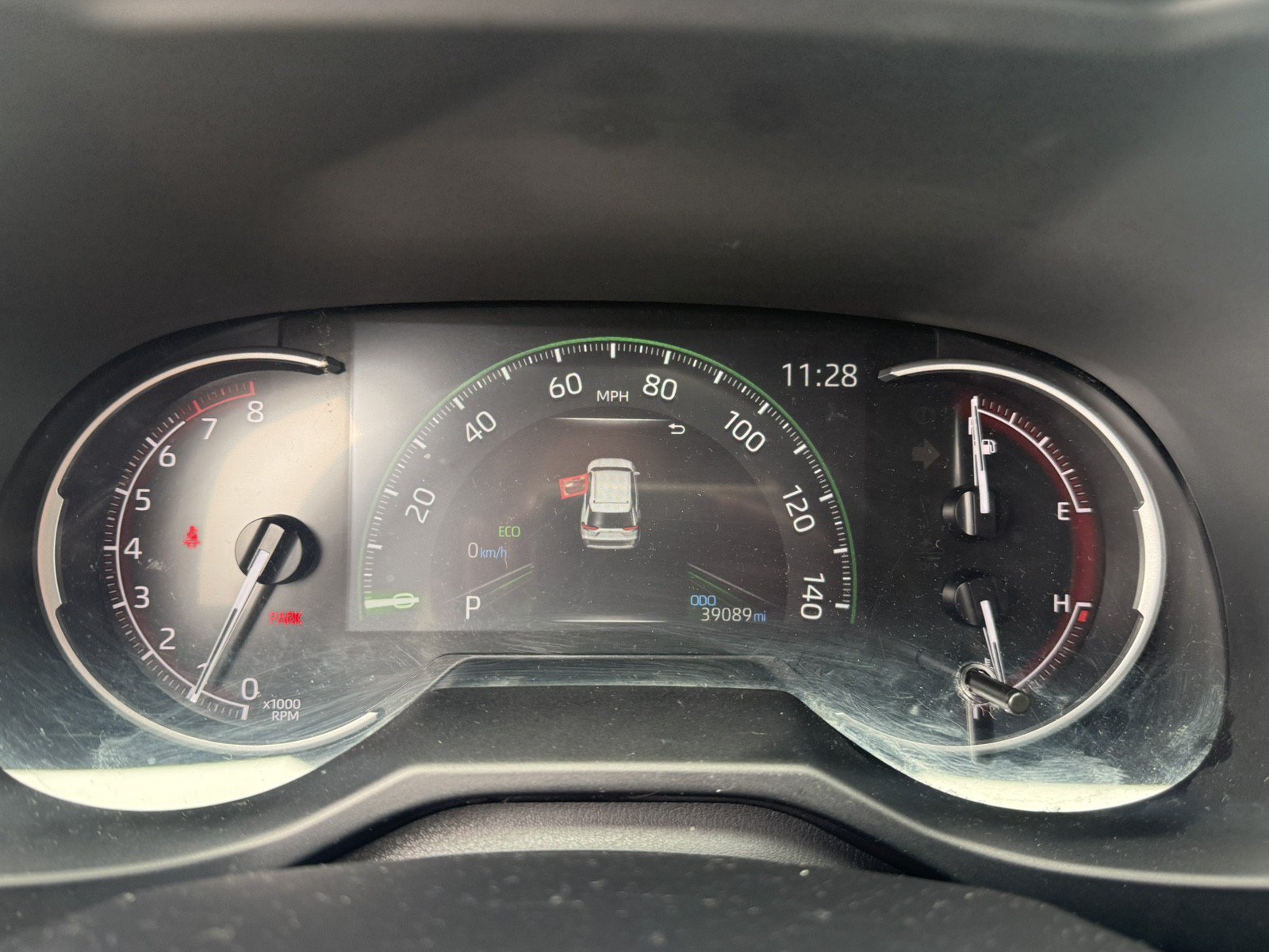 Used 2025 Toyota RAV4 LE AWD/4WD image 16