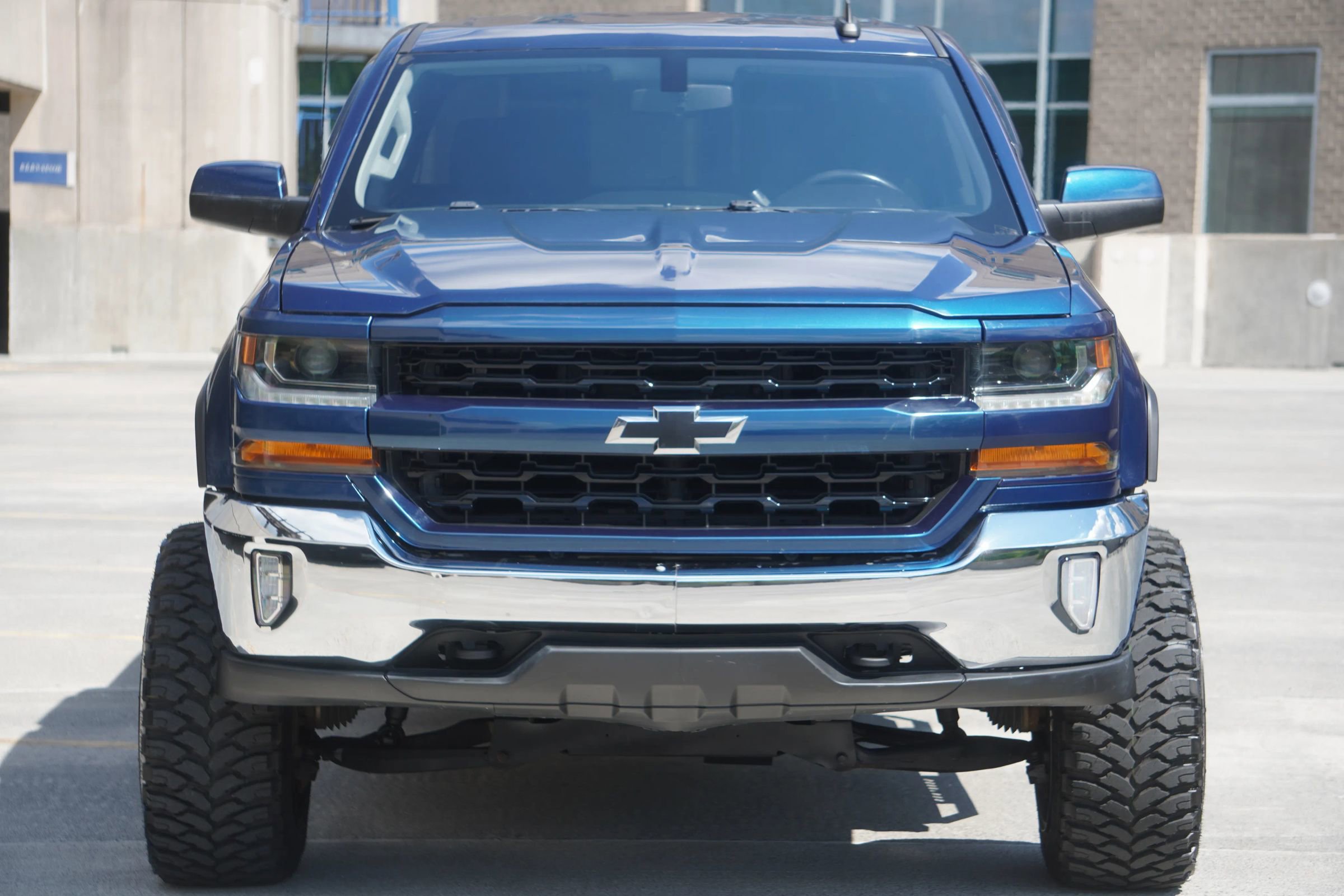Used 2017 Chevrolet Silverado 1500 LT w/ All Star Edition AWD/4WD image 18