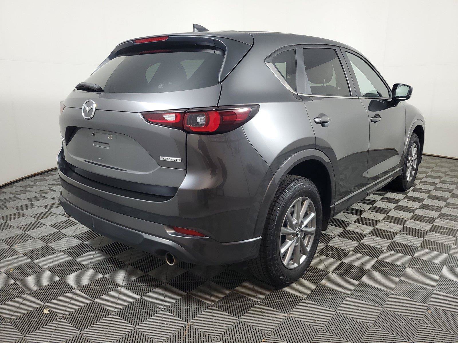 Certified 2025 MAZDA CX-5 AWD 2.5 S w/ Select Package image 4