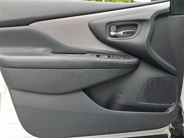 Certified 2024 Nissan Murano SV w/ SV Midnight Edition Package AWD/4WD image 13