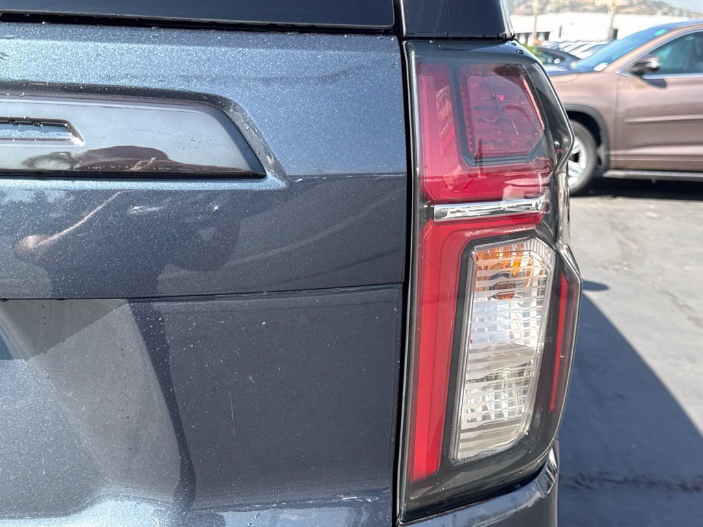 Used 2021 Chevrolet Tahoe Z71 w/ Z71 Signature Package AWD/4WD image 14