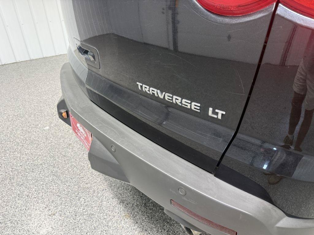 Used 2011 Chevrolet Traverse LT w/ Personal Connectivity Package FWD image 7