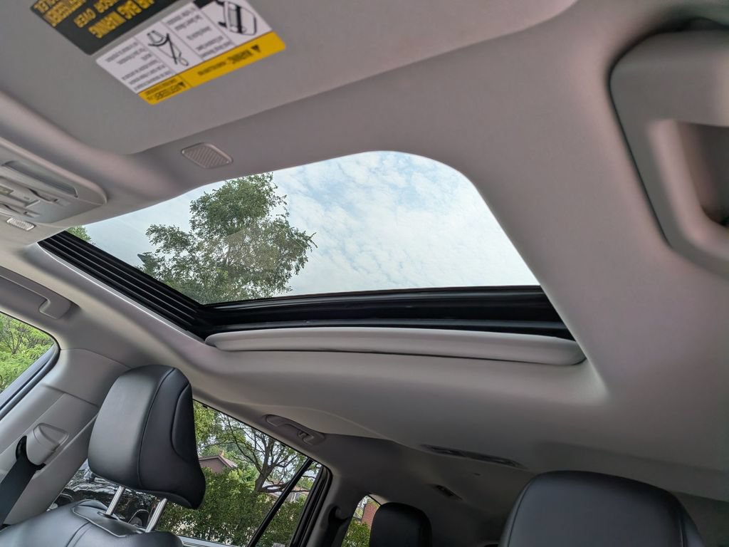 Used 2026 Toyota Highlander XLE AWD/4WD image 10