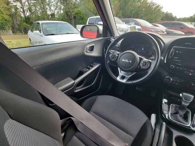 Used 2022 Kia Soul X-Line image 7