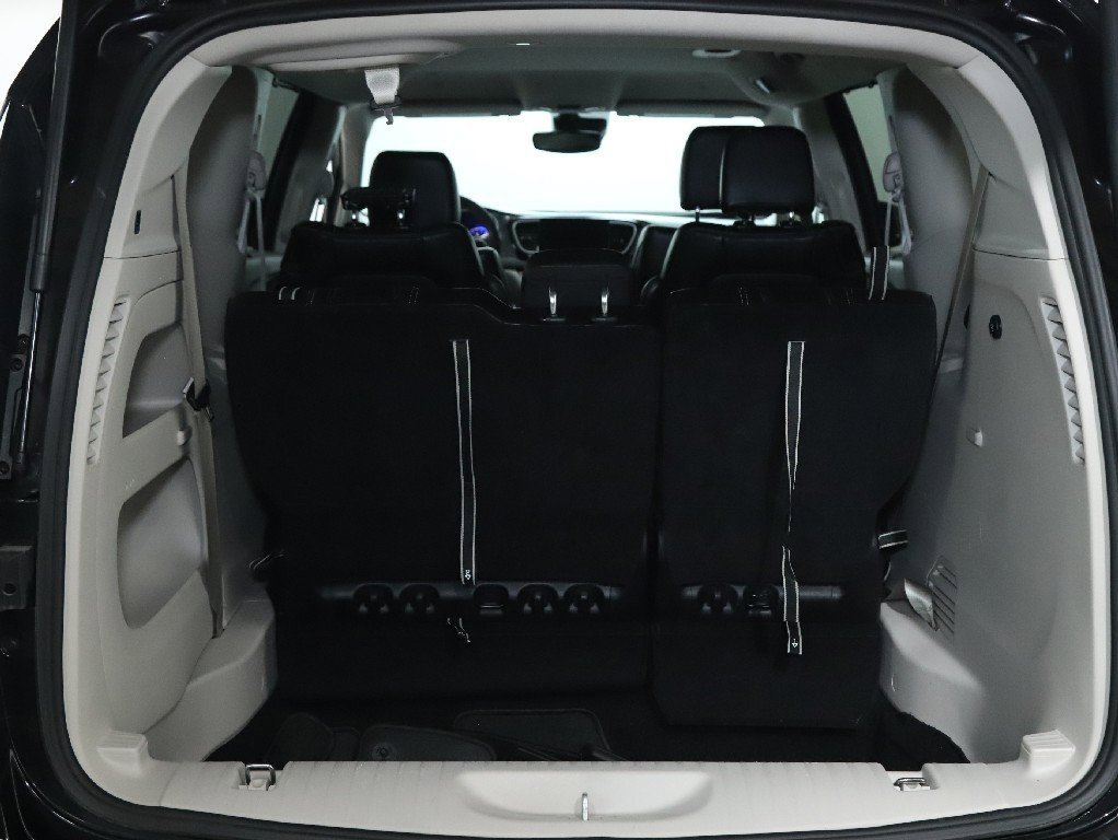 Used 2024 Chrysler Pacifica Touring-L image 30