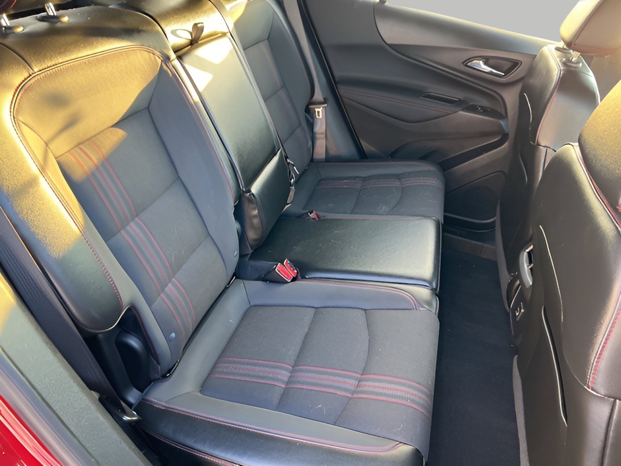 Used 2024 Chevrolet Equinox RS image 32