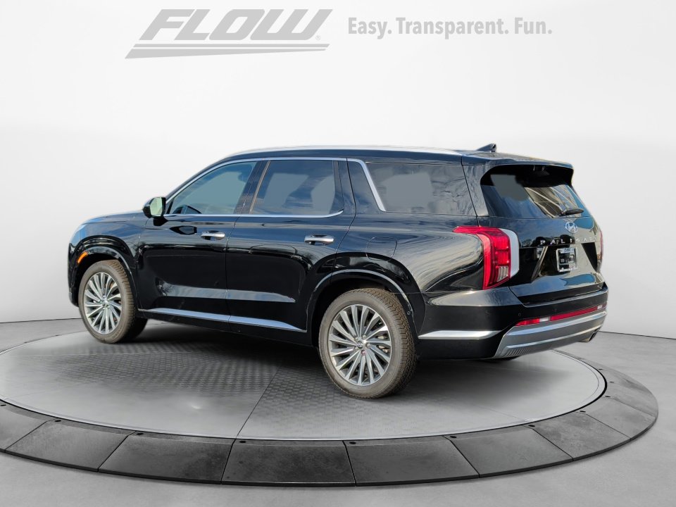 Used 2023 Hyundai Palisade Calligraphy image 5