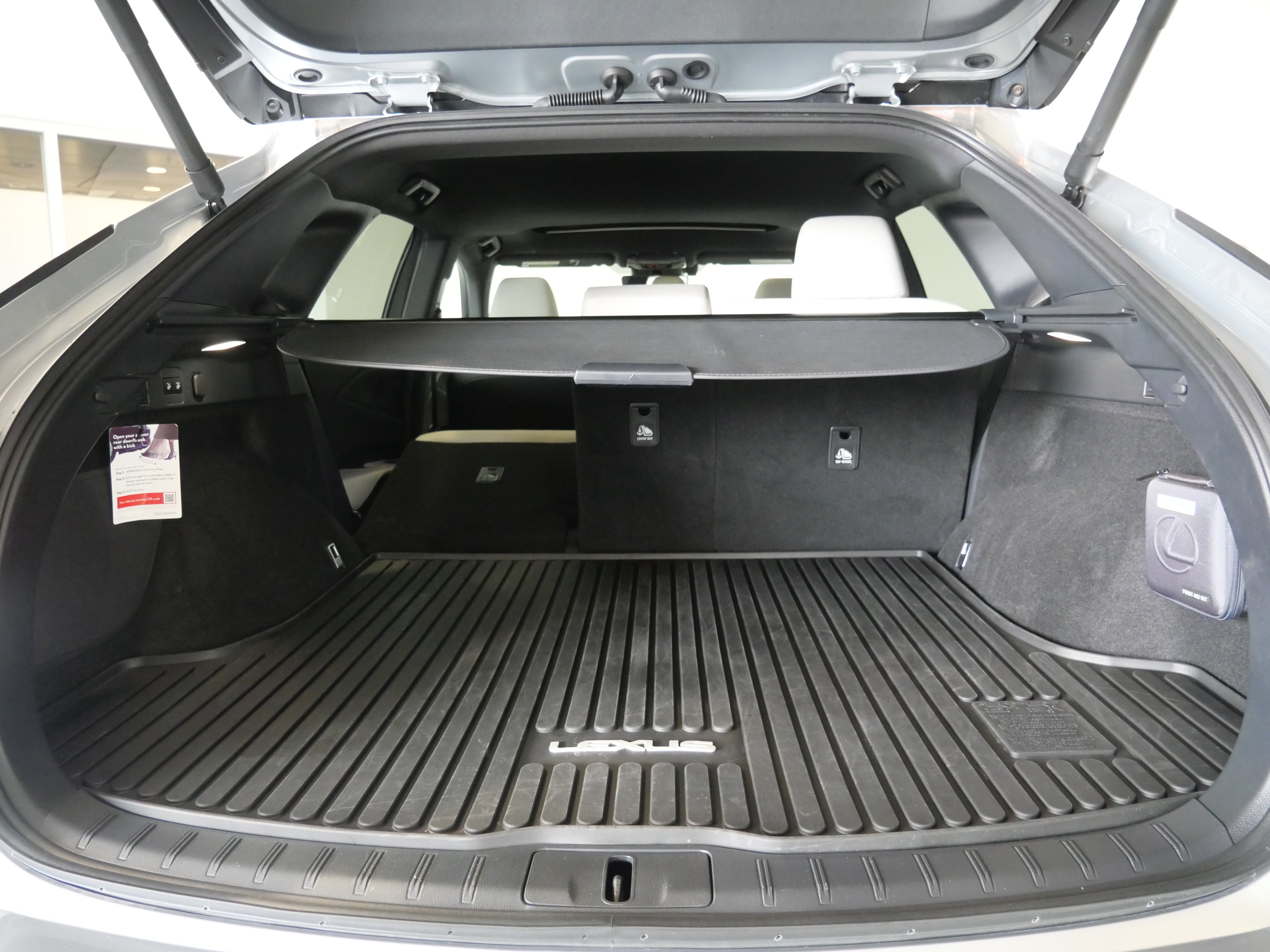 Used 2026 Lexus RX 350 Premium w/ Convenience Package AWD/4WD image 32