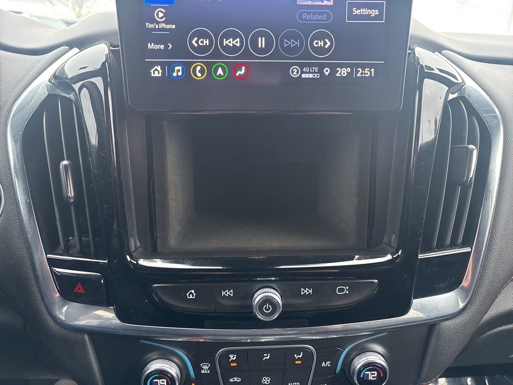 Used 2023 Chevrolet Traverse RS w/ LPO, Floor Liner Package image 29