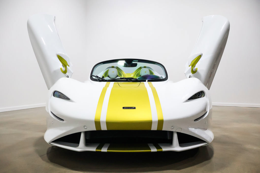 Used 2021 McLaren Elva RWD image 17