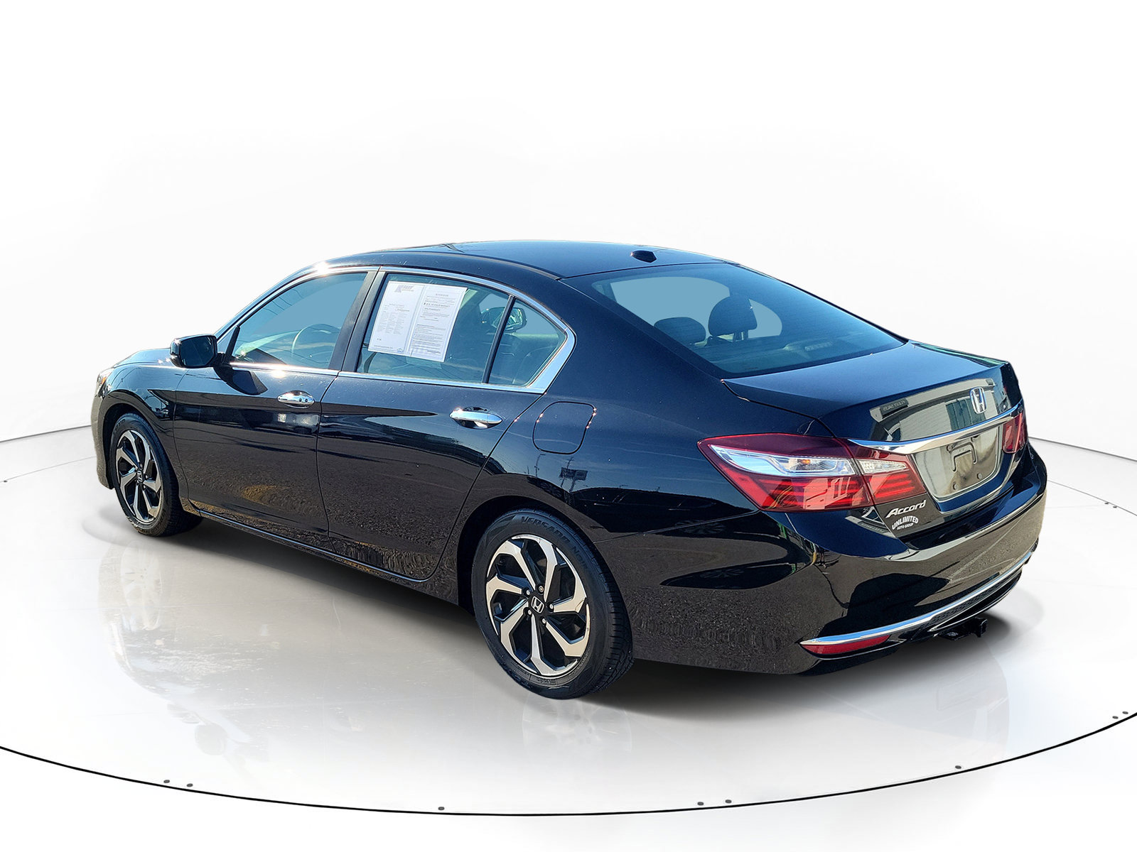 Used 2016 Honda Accord EX image 4