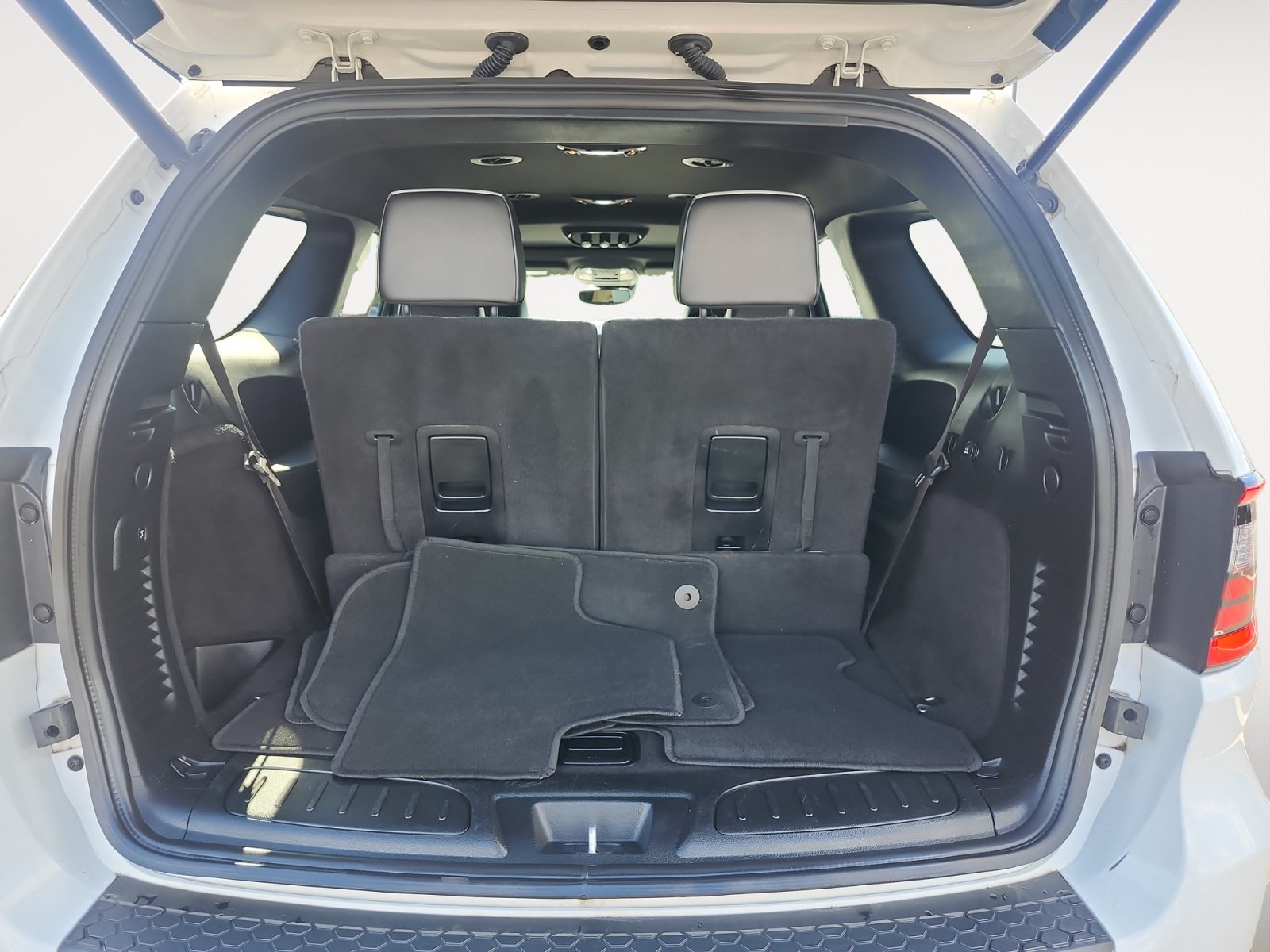 Used 2023 Dodge Durango GT AWD/4WD image 16