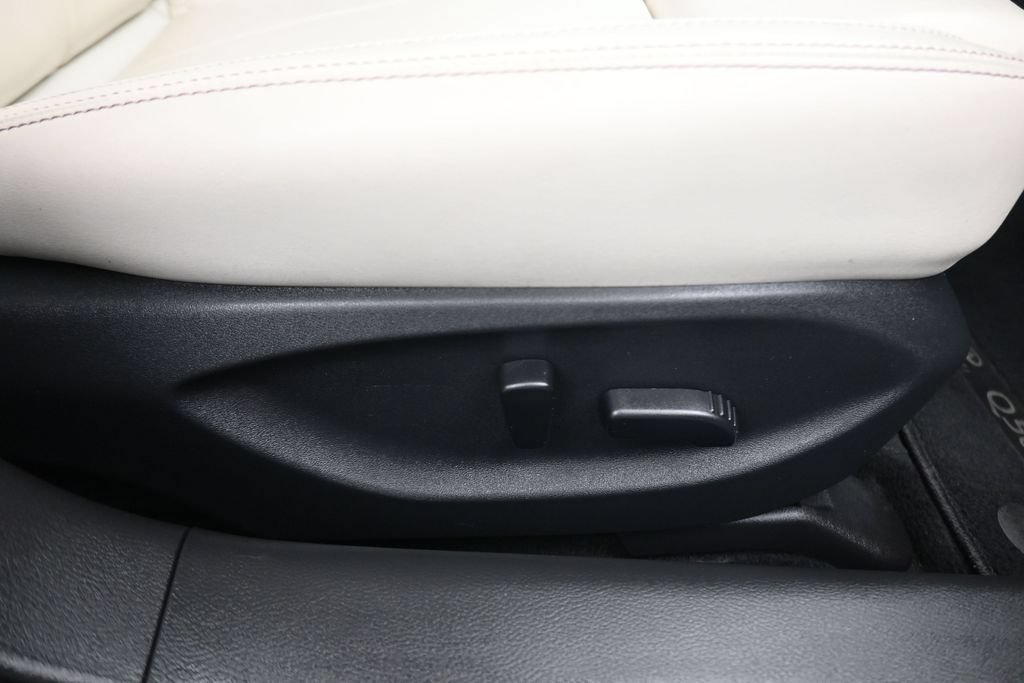 Used 2011 Chevrolet Silverado 1500 LS AWD/4WD image 17