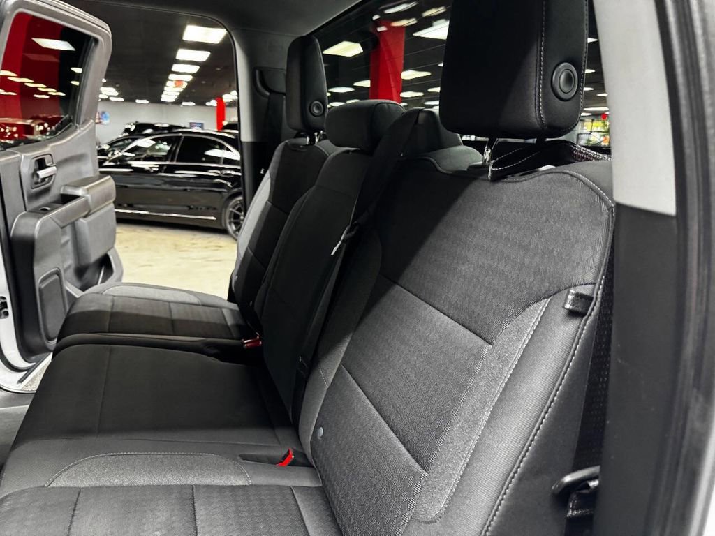 Used 2023 Chevrolet Silverado 1500 Custom image 42