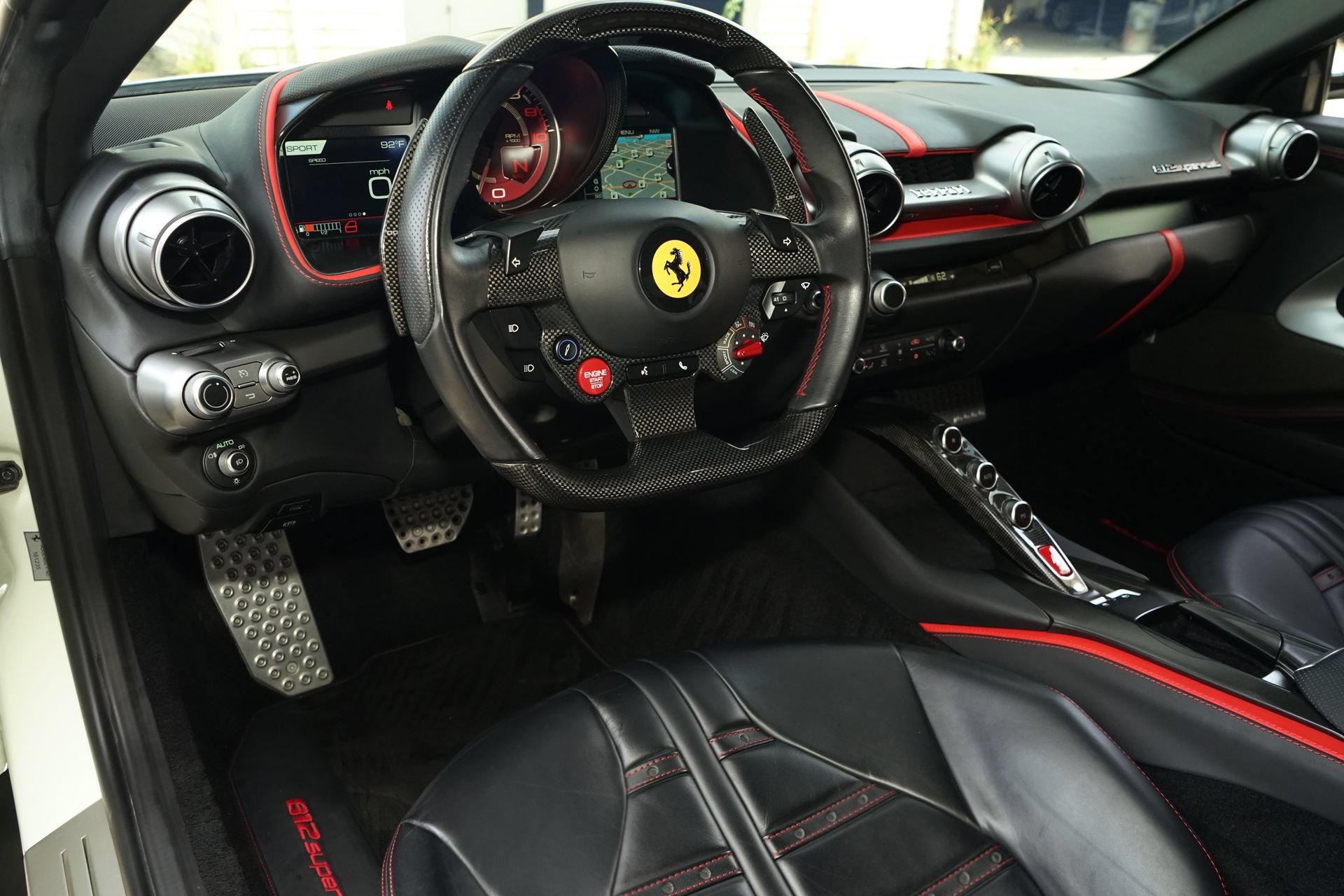 Used 2019 Ferrari 812 Superfast RWD image 9