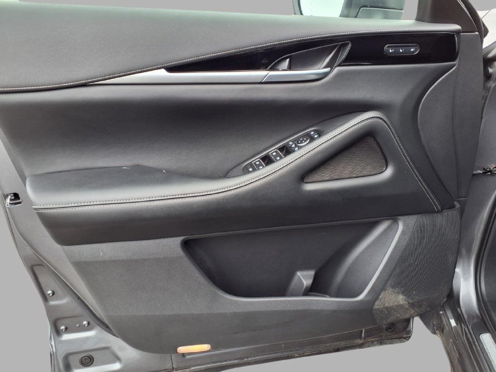 Used 2025 INFINITI QX60 Pure FWD image 18
