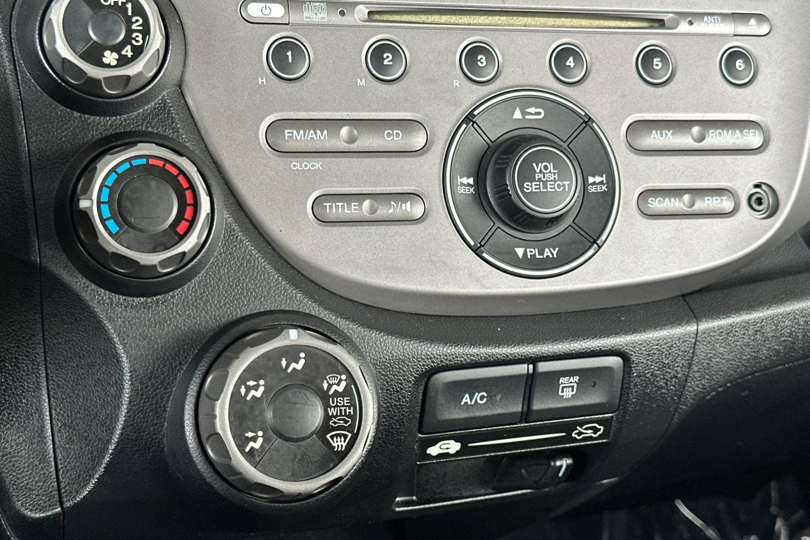 Used 2012 Honda Fit image 22