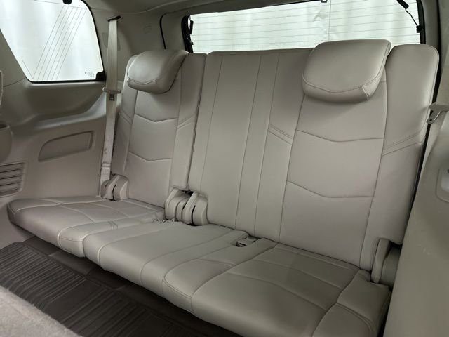 Used 2020 Cadillac Escalade Premium Luxury image 30