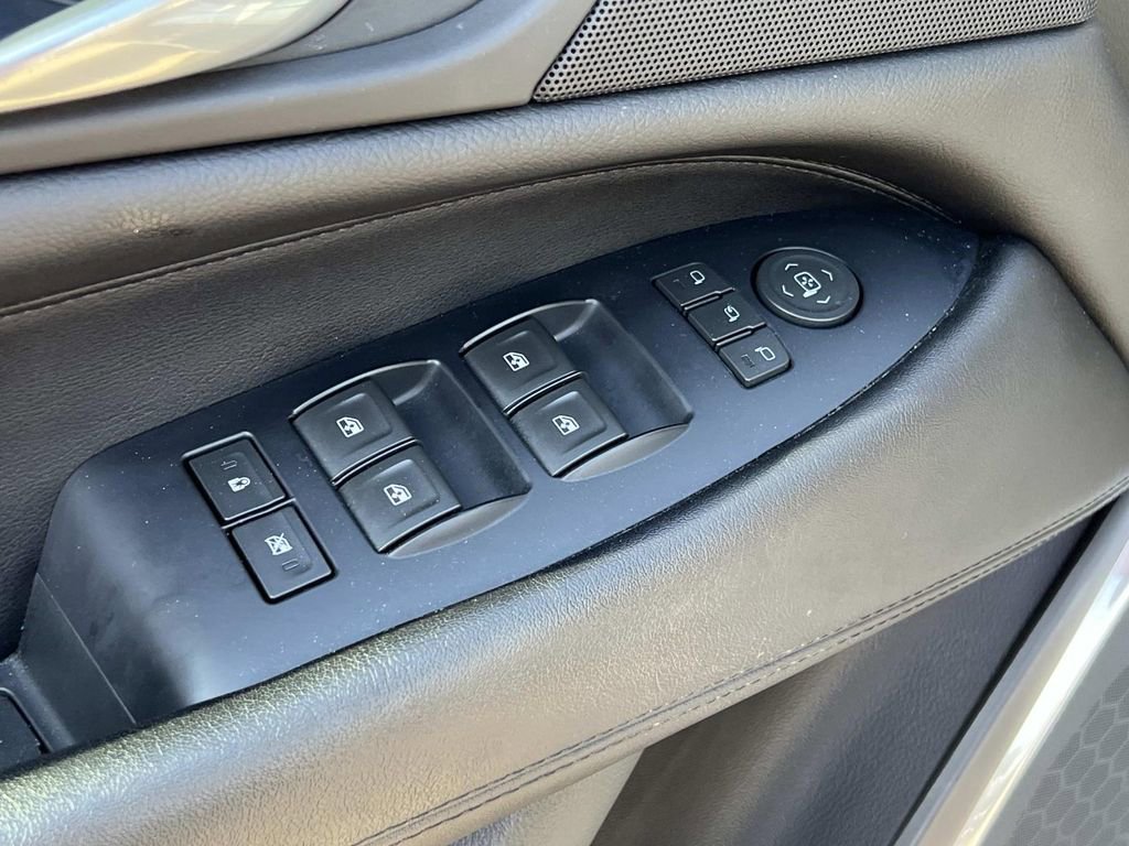 Used 2017 Cadillac Escalade Premium Luxury AWD/4WD image 15