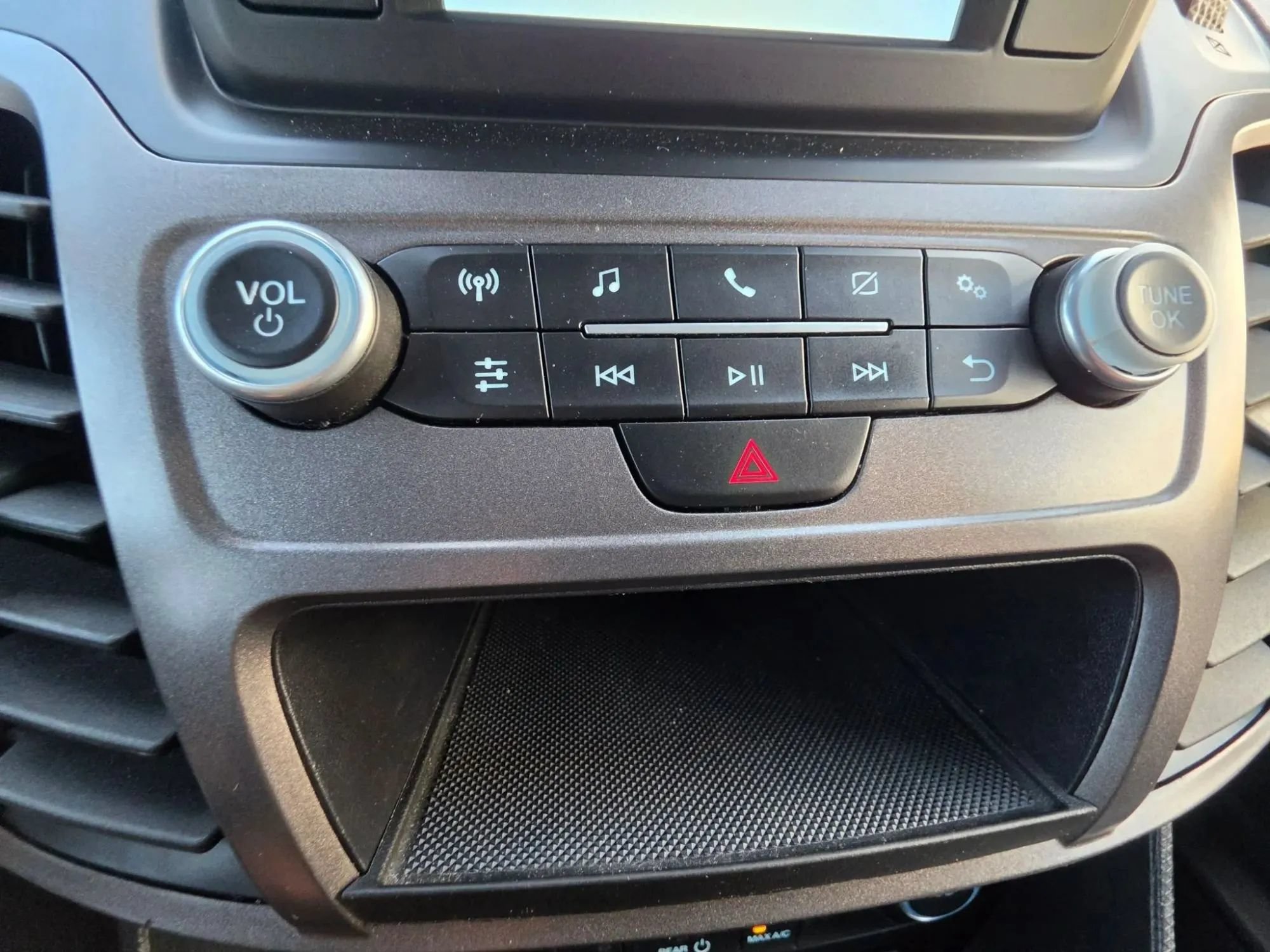 Used 2020 Ford Transit Connect XL FWD image 38
