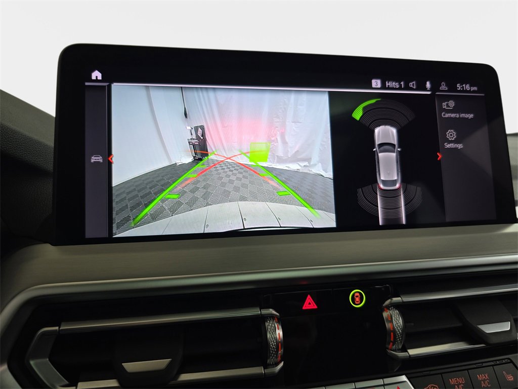 Used 2025 BMW X4 xDrive30i image 26