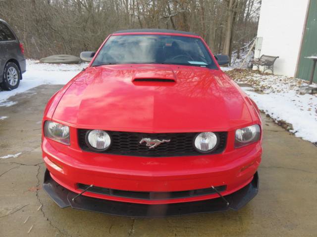 Used 2007 Ford Mustang GT Premium image 2