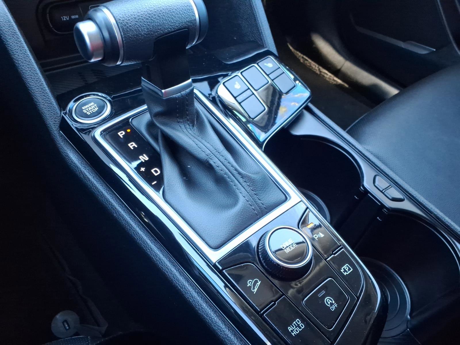 Used 2025 Kia Sportage EX image 21