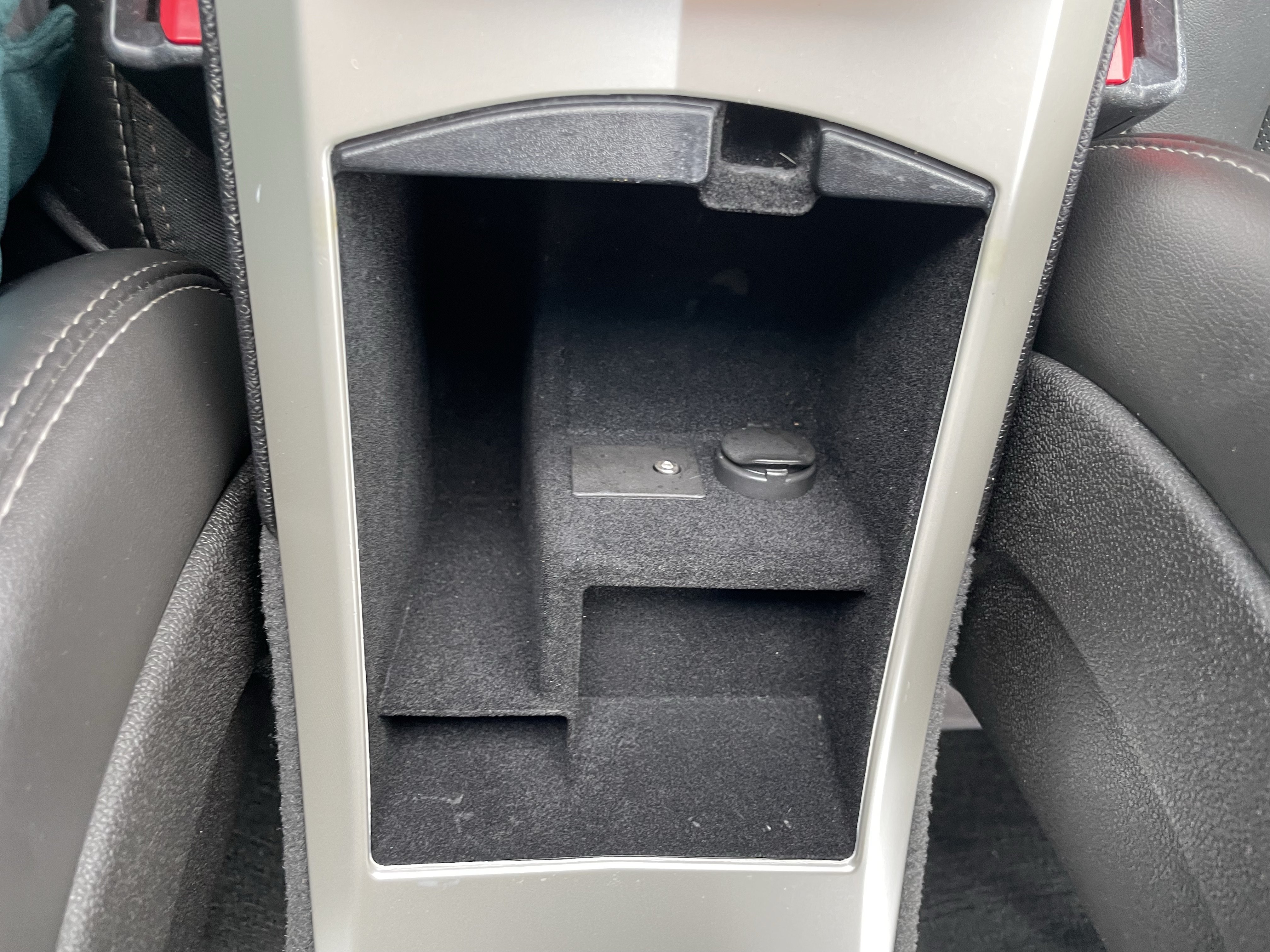 Used 2013 Cadillac CTS Luxury w/ Wood Trim Package AWD/4WD image 23