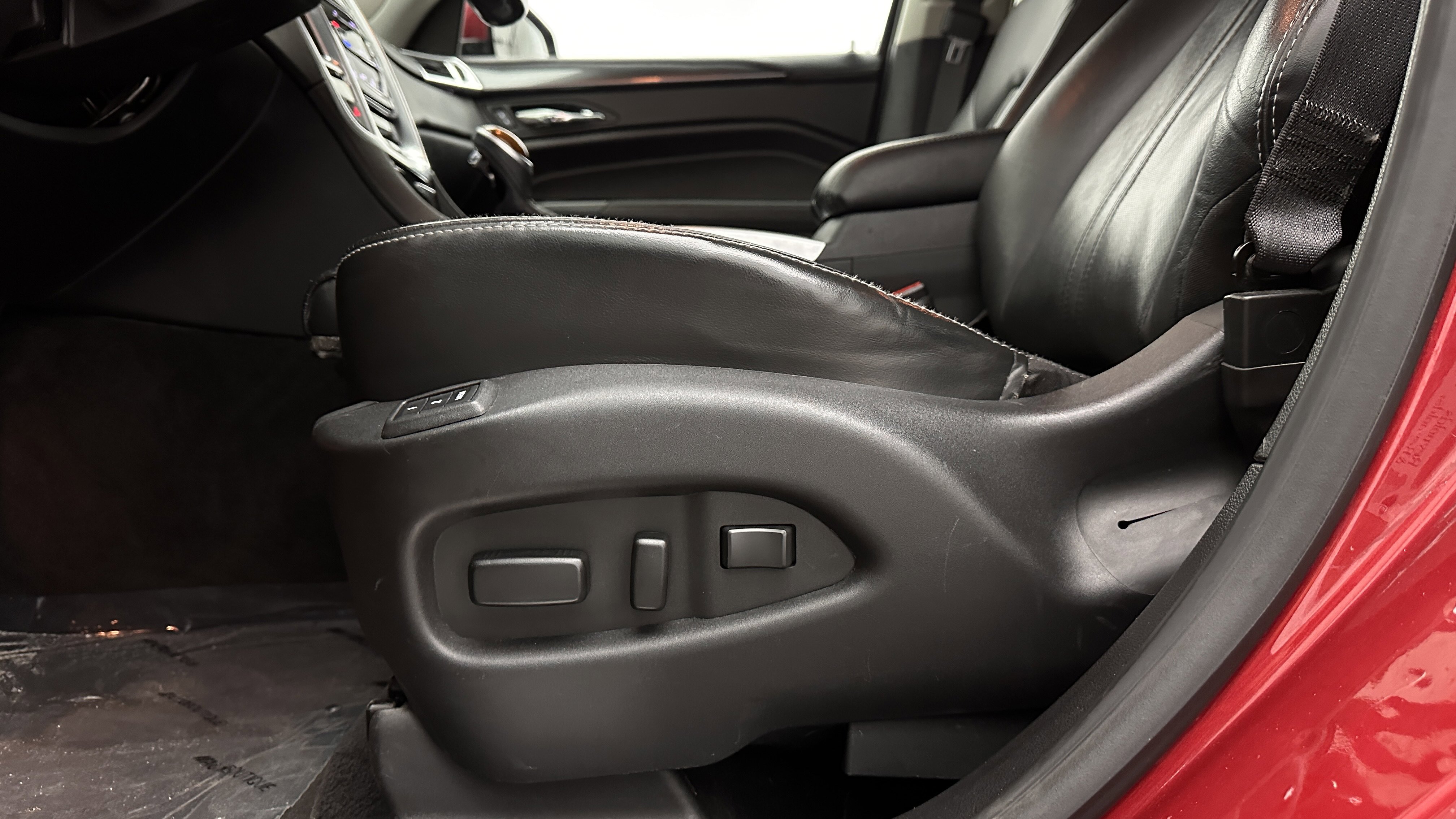 Used 2016 Cadillac SRX Premium w/ Driver Assist Package FWD image 14