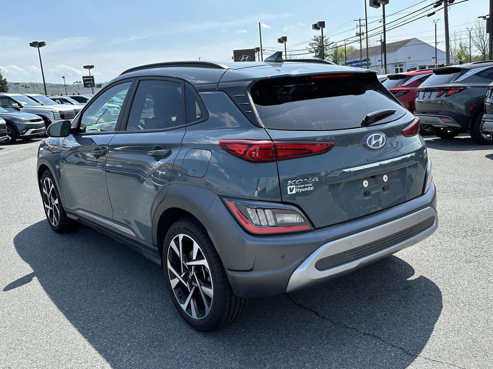 Used 2022 Hyundai Kona Limited w/ Cargo Package image 6