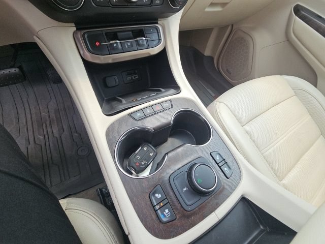 Used 2020 GMC Acadia Denali w/ LPO, Floor Liner Package FWD image 26