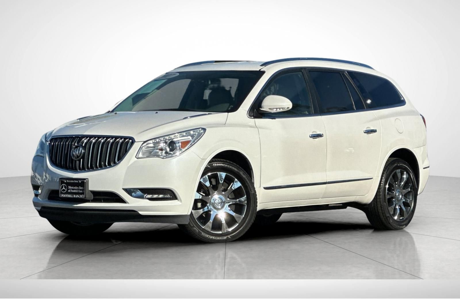 Used 2017 Buick Enclave Leather w/ Enclave Sport Touring Edition image 2