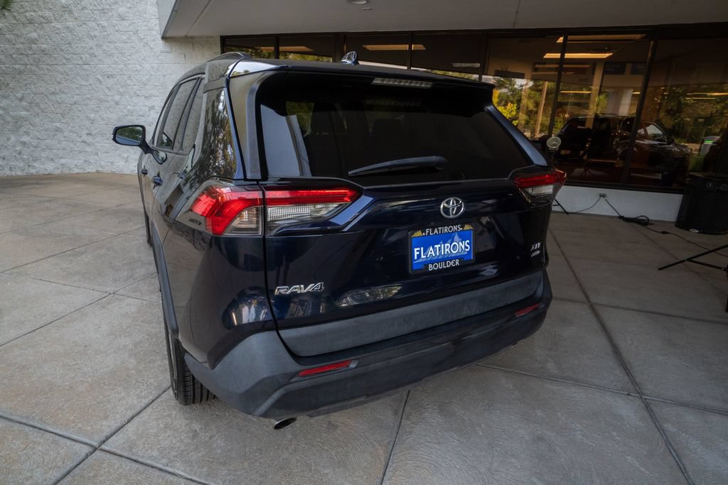 Used 2023 Toyota RAV4 XLE AWD/4WD image 5