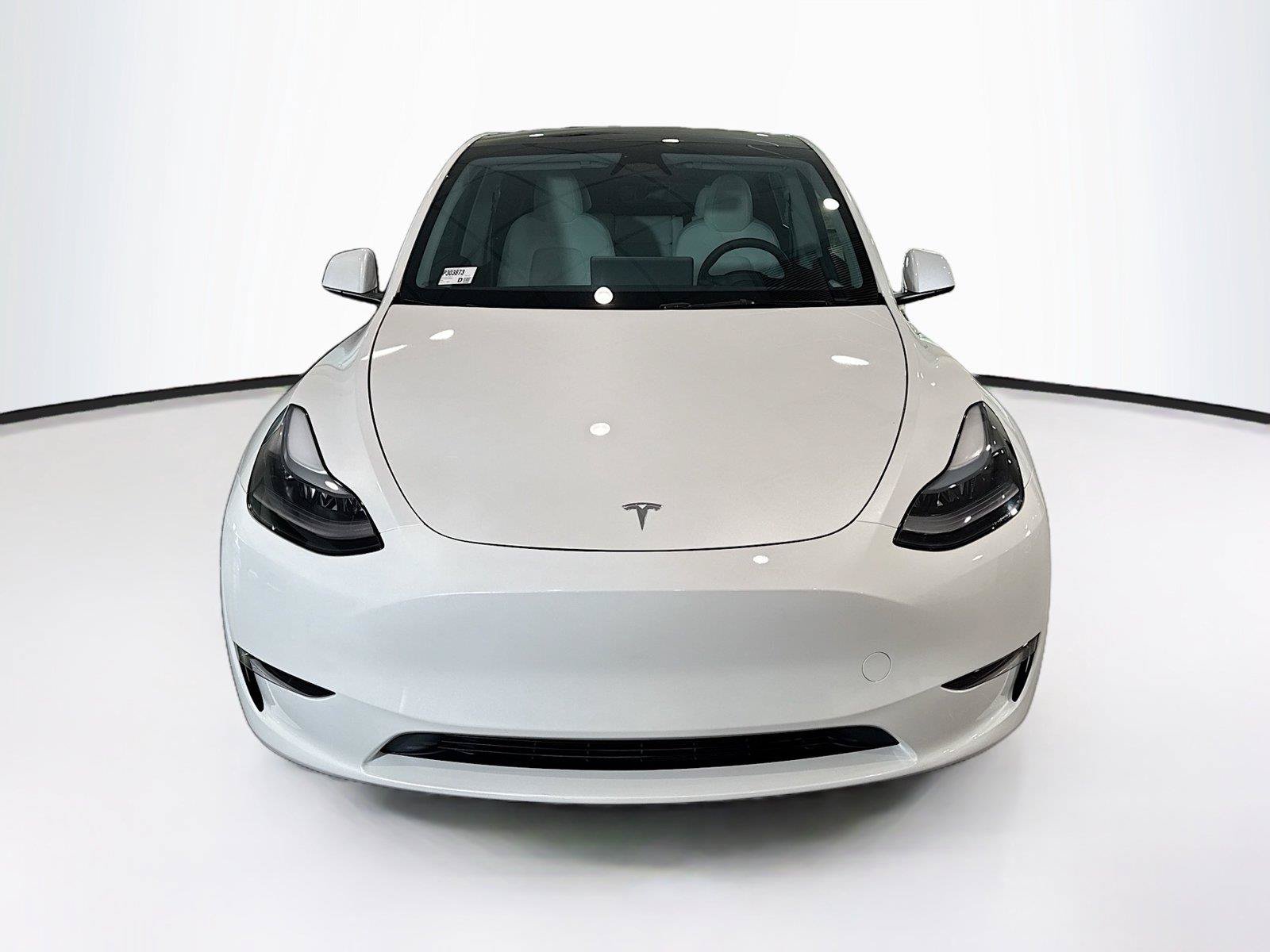 Used 2025 Tesla Model Y Long Range AWD/4WD image 26
