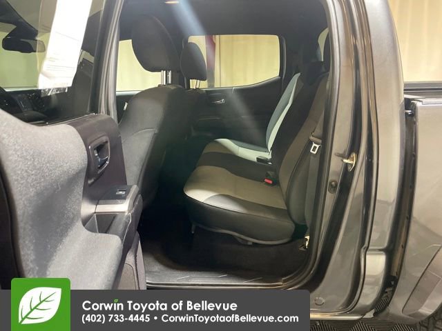 Used 2020 Toyota Tacoma TRD Sport image 10