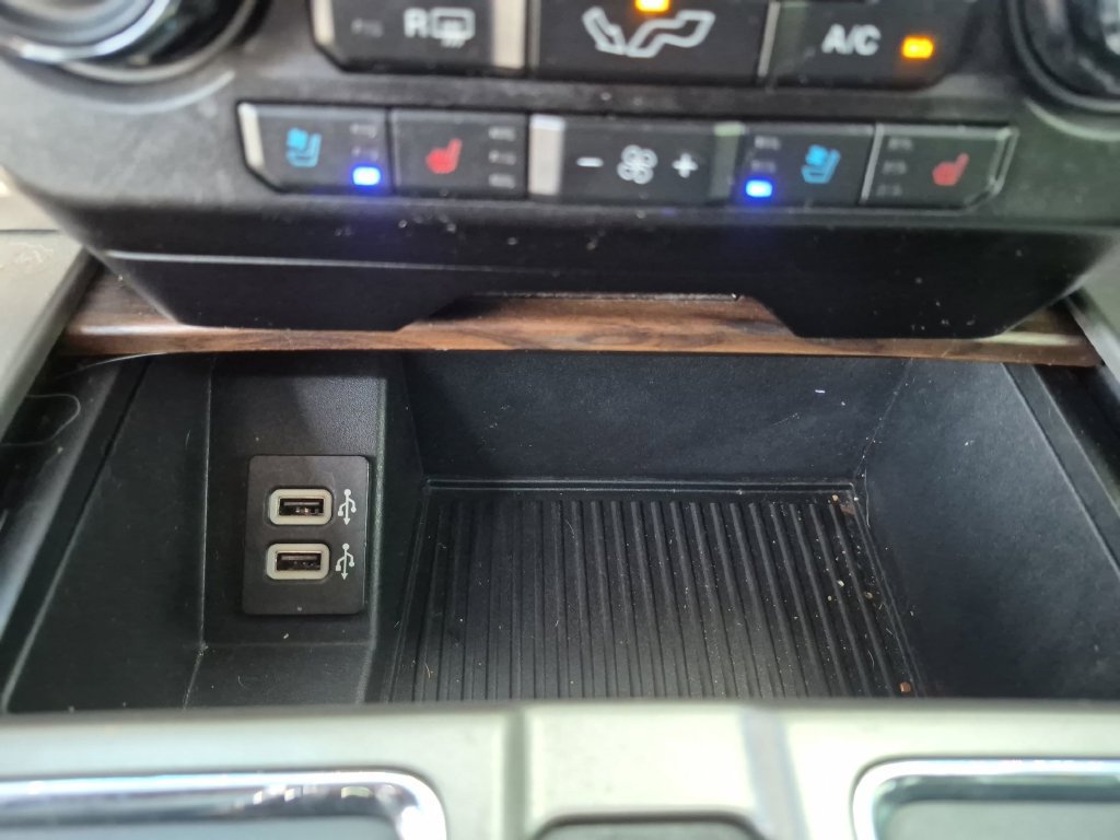 Used 2019 Ford F150 Lariat AWD/4WD image 36
