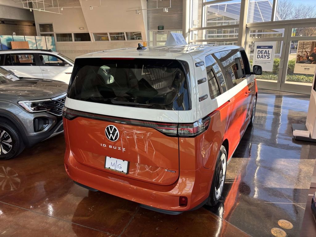 New 2025 Volkswagen ID. Buzz Pro S Plus image 7
