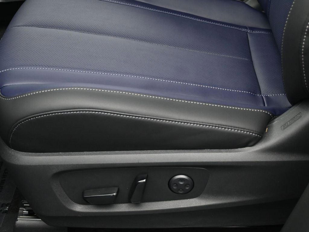 New 2026 INFINITI QX60 Sport w/ Dark Cargo Package image 17