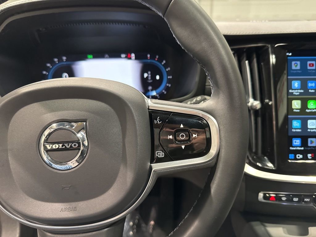 Used 2023 Volvo V60 B5 Cross Country Ultimate w/ Climate Package image 24