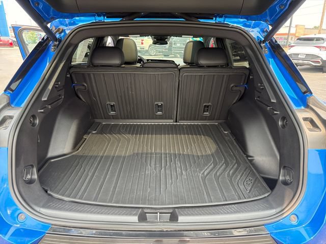 Certified 2025 Chevrolet Equinox EV LT w/ Convenience Package FWD image 26