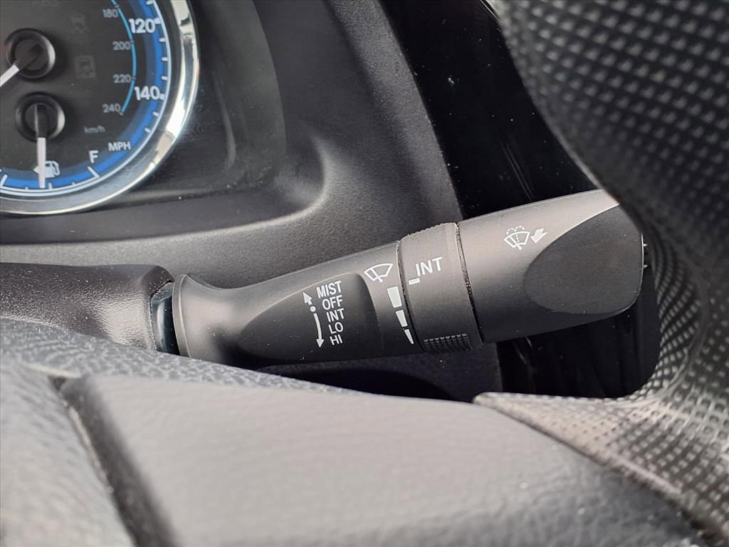 Used 2017 Toyota Corolla L image 19